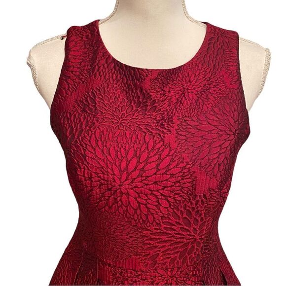 Shoshanna Midnight Coraline
Red Jacquard Print High Low Dress Size 8 - Picture 4 of 7
